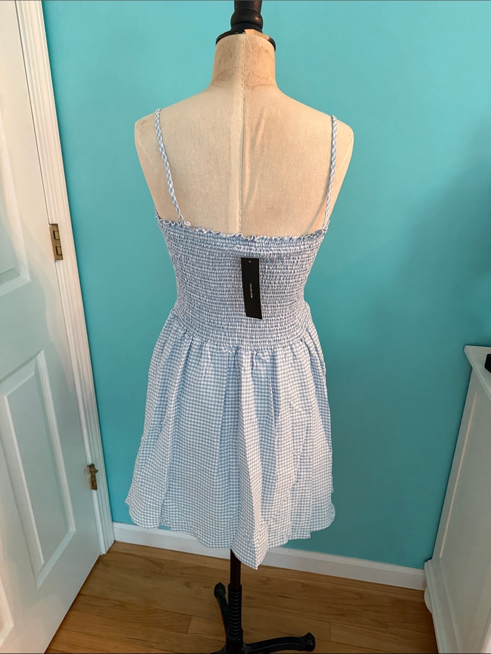 Lulu’s Dress - Picture 4 of 5